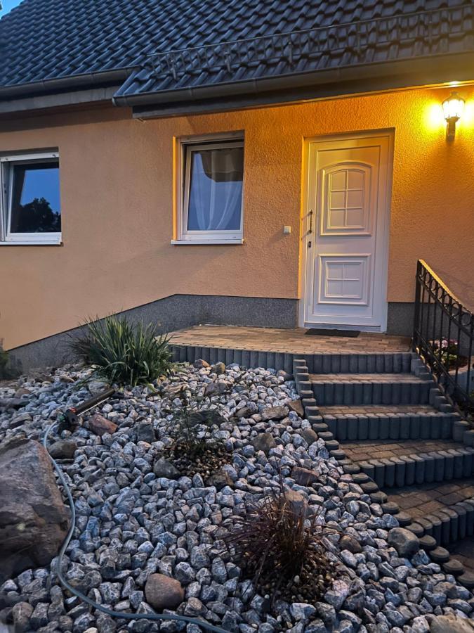 Oase Der Ruhe 1 Apartment Waldsieversdorf Exterior photo